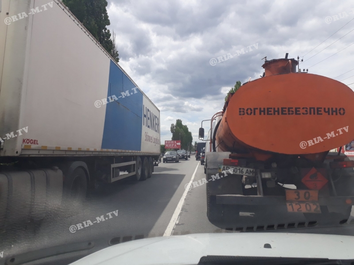 Пробка на дороге в Мелитополе