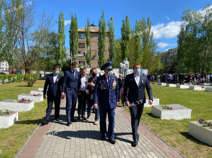 День Победы на братском кладбище