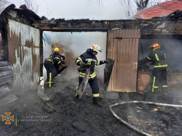 В Мелитополе сгорел мебельный цех
