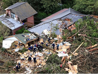 Мощнейший тайфун Випа, обрушившийся на Японию, унес жизни 13-ти человек