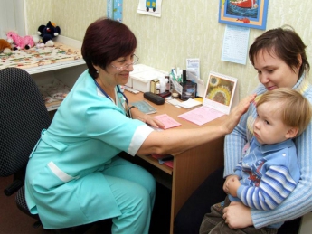 Без направлений в Мелитополе принимают только 3 медспециалиста