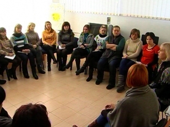 Бьет не значит любит. В Мелитополе подводили итоги акции "16 дней без насилия"