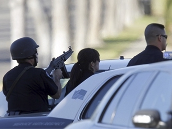 Полиция установила личность открывшего стрельбу в школе в Колорадо