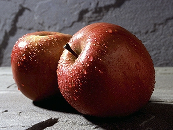 Яблоки способны заменить лекарства
