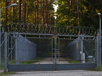 ЦРУ заплатило Польше $15 млн за секретную тюрьму в селе Старе Кейкуты