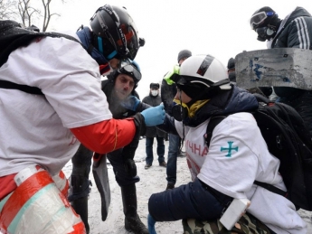 Между активистами Майдана и "Спільна справа" - перестрелка. Шесть человек ранены