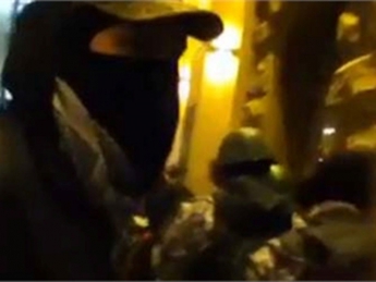 Радикалы держат киевскую мэрию в осаде (видео)