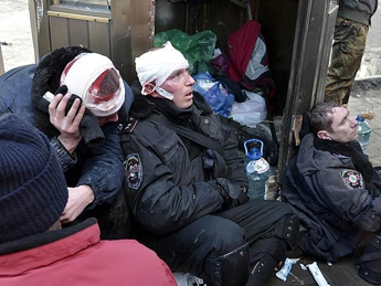 Кровавое противостояние в центре Киева. Специальный фоторепортаж с места чрезвычайных событий