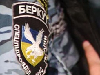 Саша Белый заставил передать "Правому сектору" ровенскую базу "Беркута" - нардеп