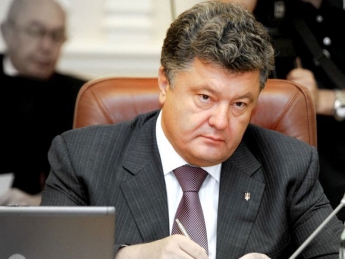 Порошенко опережает в президентской гонке Кличко и Тимошенко, - опрос "Социс"