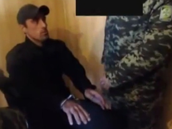 Украинские пограничники задержали вооруженного чеченца(видео)