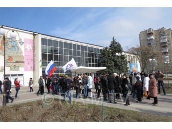 На пророссийском митинге у журналистов пытались забрать видеокассету (прямая трансляция)