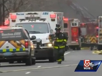 В Бостоне во время тушения пожара погибли двое спасателей(видео)