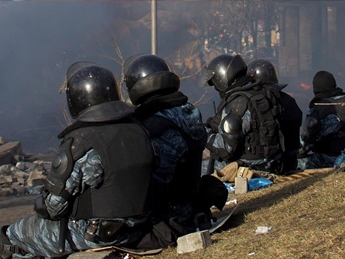 Беркутовцев, подозреваемых в расстреле митингующих, допросили с помощью детектора лжи(видео)