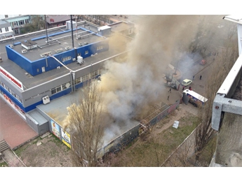 В Киеве горит огромный супермаркет(фото)