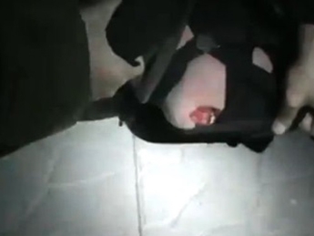 В сети появилось видео с задержанием якобы американца в форме Сокола