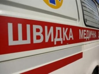 В Киеве на станции метро "Вокзальная" от укола шприцем умер мужчина