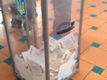 Мужчина устроил стрельбу на одном из избирательных участков Донецкой области