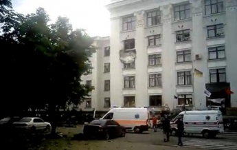 В здании Луганской ОГА прогремел взрыв (видео)