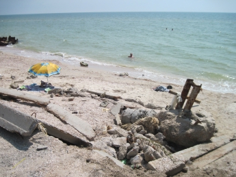 Сможет ли Кирилловка заменить Крым с таким пляжем? (фото)