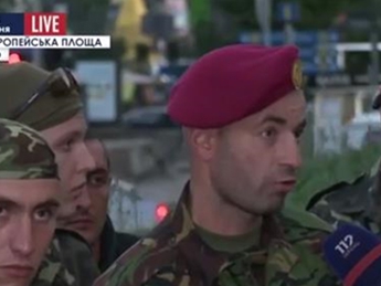 Возмущенные обманом командования бойцы Нацгвардии прибыли в Киев (видео)