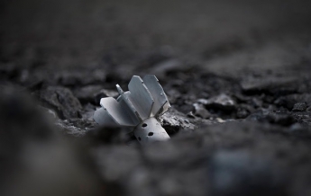 В Луганске в жилой дом попал неразорвавшийся снаряд
