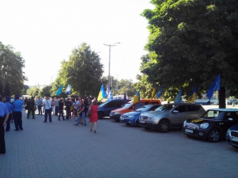 Киевский Автомайдан пришел на встречу с губернатором Барановым