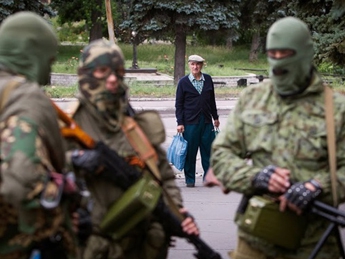В Луганске напали на инкассаторов ПриватБанка: похищено 1,47 млн грн