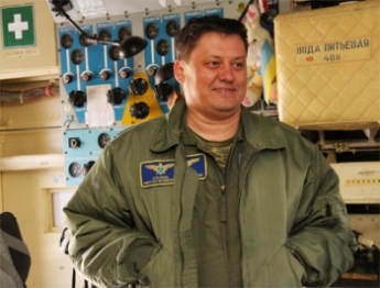 Командир мелитопольского экипажа, который посадил самолет в Луганске, уволился из ВВС