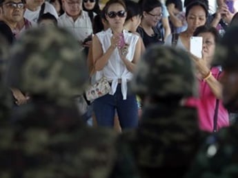 В Таиланде организовано движение противников военного переворота