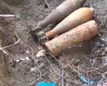В брошенном лагере террористов под Красном Лиманом нашли боеприпасы Второй мировой (видео)