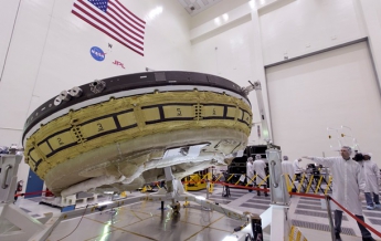 NASA запускает "летающую тарелку", чтобы испытать новую технологию приземления на Марс