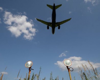 Над Донбассом закрыли воздушное пространство для гражданских самолетов
