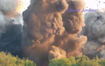 Взрыв моста под Горловкой: видео с места событий (видео)