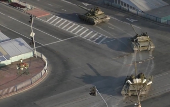 В Луганск вошла колонна военной техники "ополченцев" - пресс-центр АТО (видео)