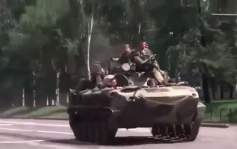 По Донецку прошла колонна военной техники - мэрия(видео)