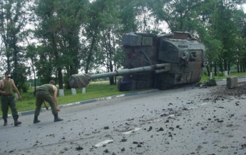 В России перевернулась самоходная артиллерийская установка, следовавшая к границе с Украиной