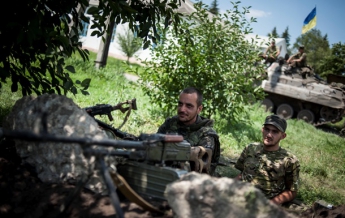 Украинские военные терпят поражение в районе Изварино - СМИ (видео)
