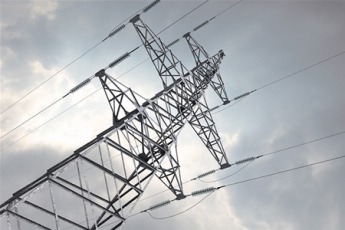 Энергетики Ахметова и Укрэнерго провели уникальное переключение сетей для спасения энергосистемы Донбасса