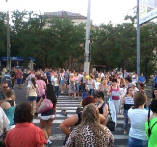 Солдатские матери из Запорожья приехали в Николаев, чтобы участвовать в блокировании трассы на Одессу (видео)