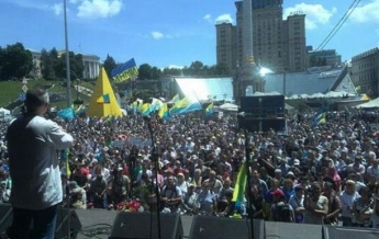 На Майдане прошло общественное вече