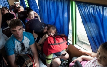 С начала АТО из Донбасса переселили более 56 тысяч человек - ГосЧС