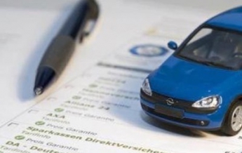 Автомобильный рынок в Украине обрушился на 45%