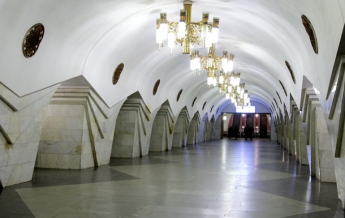 В харьковском метро ищут взрывчатку