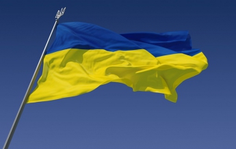 Порошенко поручил поднять государственный флаг Украины над горсоветом Славянска
