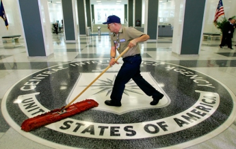 Сотрудников ЦРУ уличили в шпионаже за членами Сената США