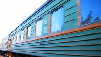 Волонтеры просят пустить поезд «Красноармейск-Киев» для переселенцев