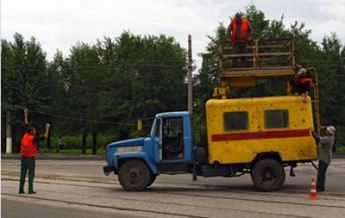 В Луганске нет света и воды, не работает мобильная связь - горсовет