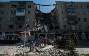 В Донецке ночью залпы тяжелых орудий гремели по всему городу