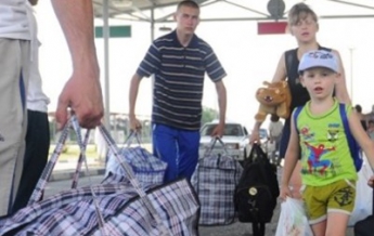 Мариуполю не хватает еды для беженцев из Горловки и Донецка